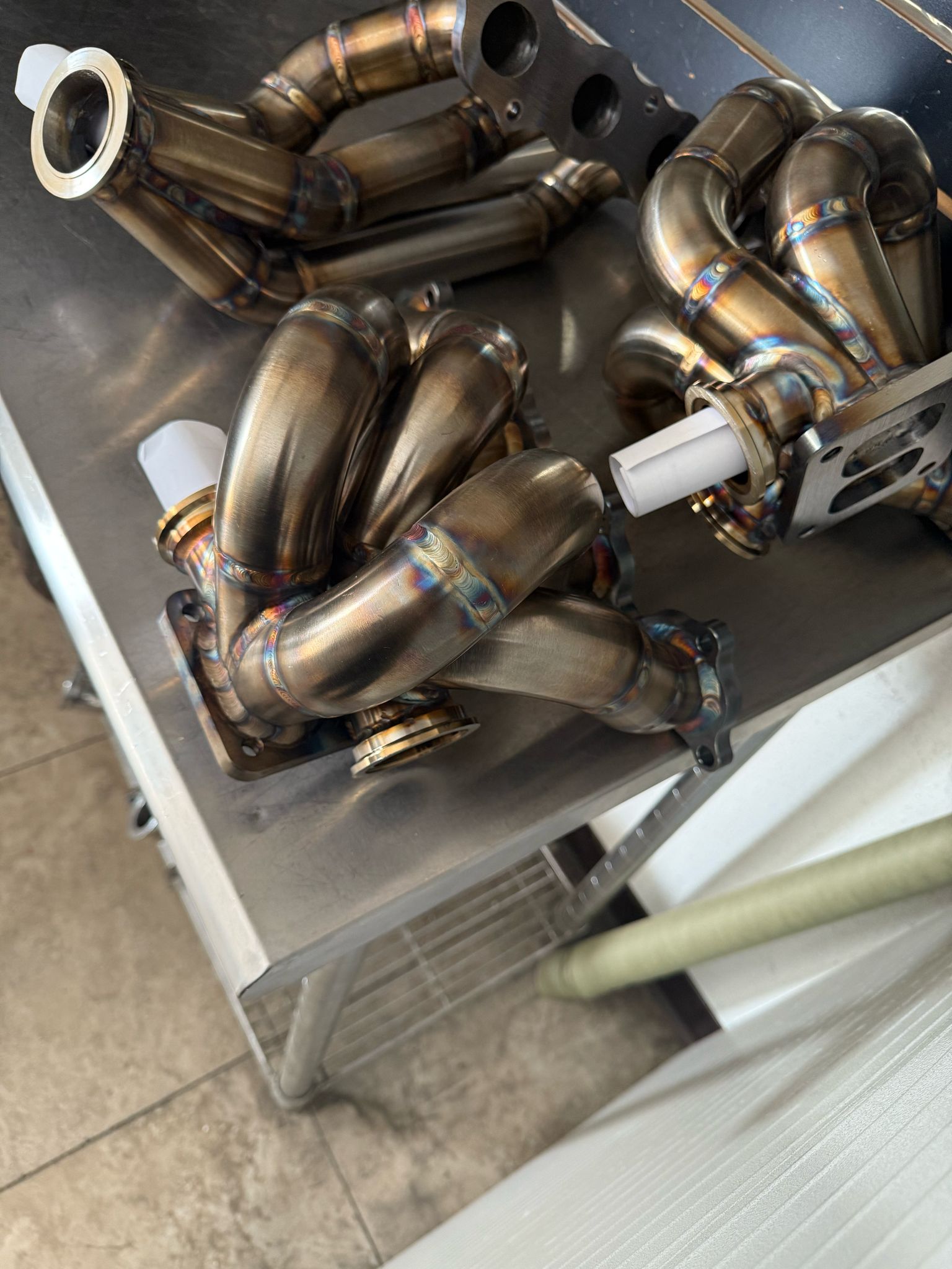 EVO 8/9 FOWARD FACING MANIFOLD