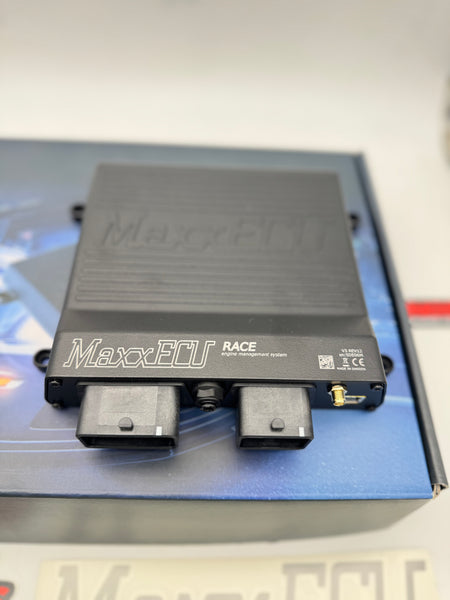 MaxxECU RACE PREMIUM (ECU, harnesses, accessories and LSU 4.2)