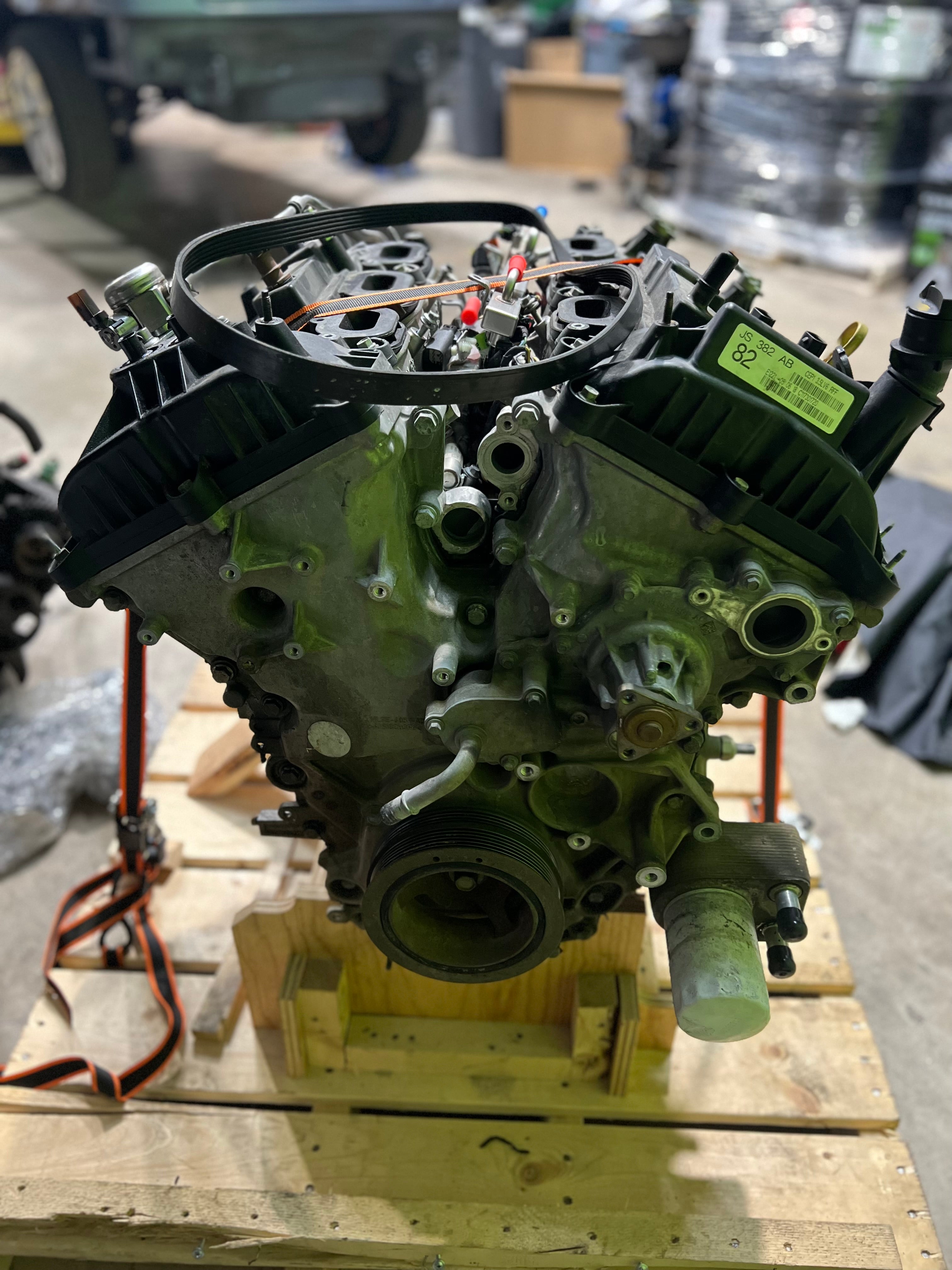 17 Raptor Engine Bay Ford Raptor Engine